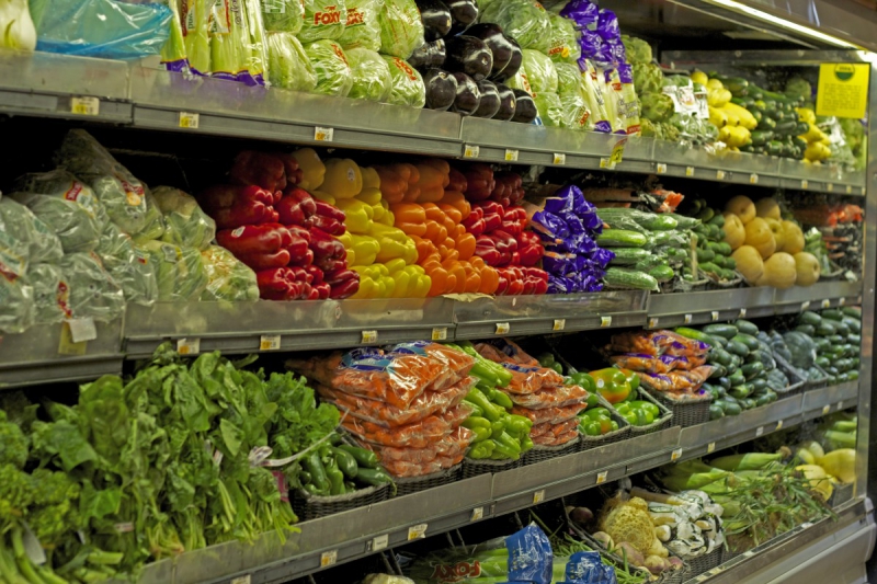 primeur-GREOLIERES-min_vegetables_supermarket_food_market_fresh_shopping_healthy_grocery-1092786